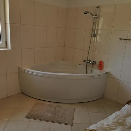 Moli Bibinje