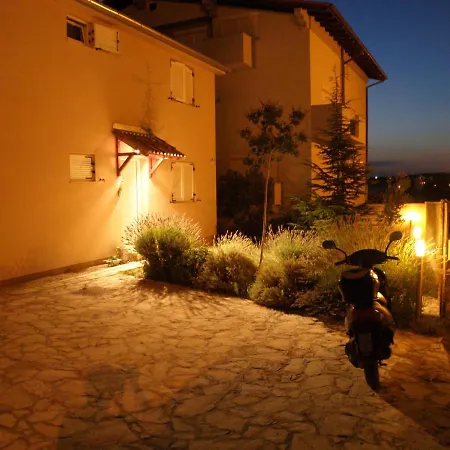 Holiday Moli Apartment Bibinje