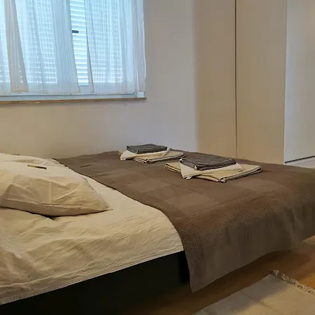 Holiday Moli Apartment