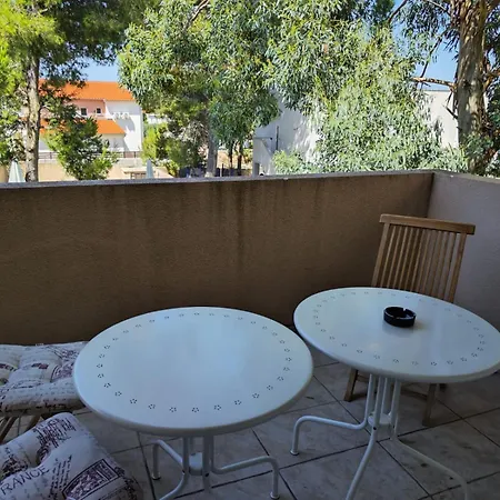 Apartment Holiday Moli Bibinje