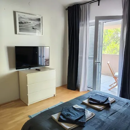 Apartment Holiday Moli Bibinje