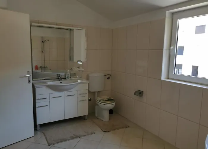 Holiday Moli Apartment *