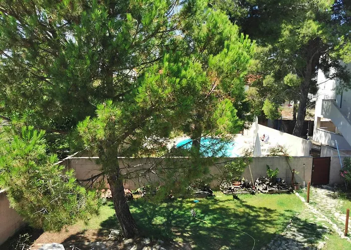 Holiday Moli Apartment *