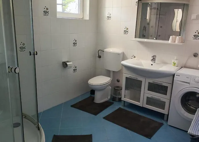 Holiday Moli Apartment *