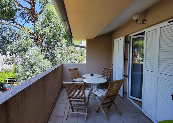 Apartment Holiday Moli Bibinje