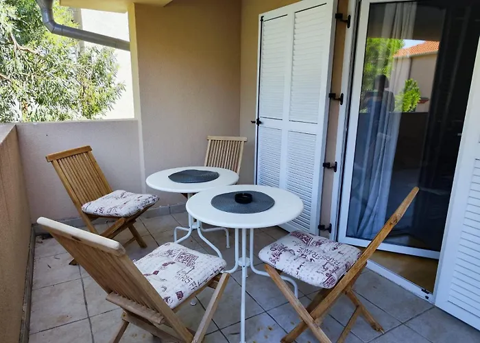 Holiday Moli Apartment Bibinje